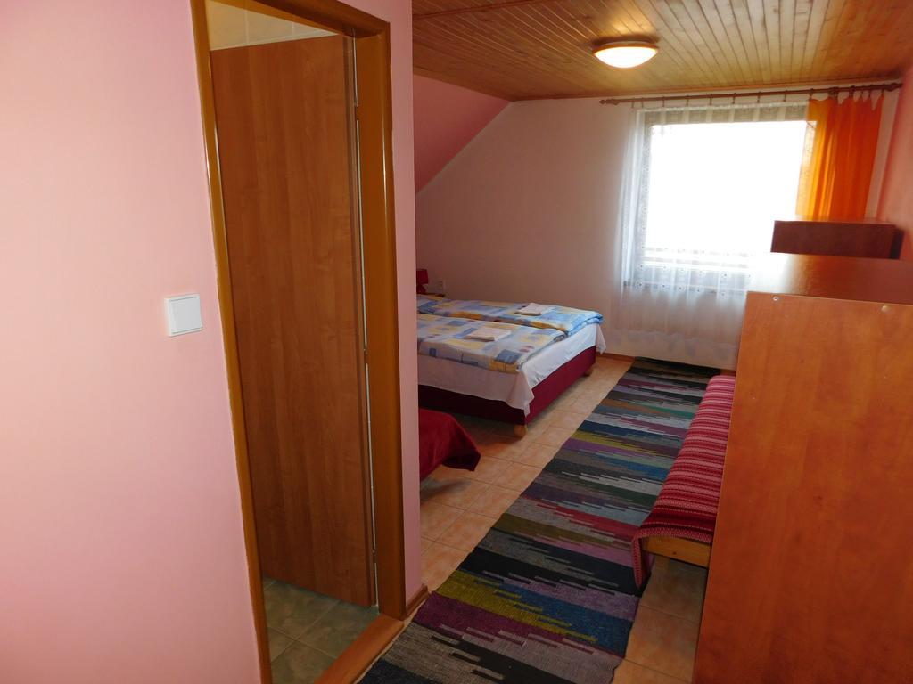 Apartmany Tania Závažná Poruba Стая снимка