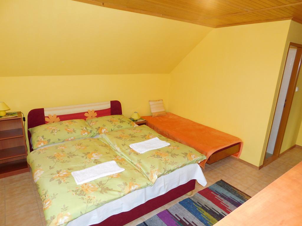 Apartmany Tania Závažná Poruba Стая снимка